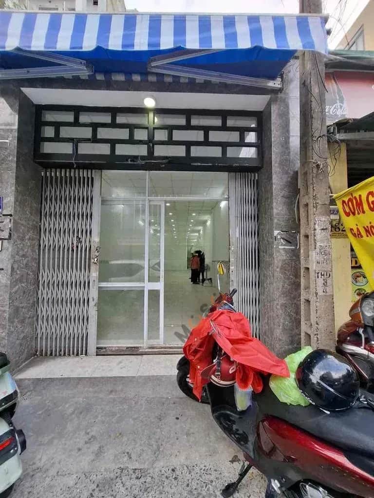 Cho thuê nhà mặt tiền Hồng Hà Quận Phú Nhuận, TP.HCM – giá 25 triệu Cho thuê nhà mặt tiền Hồng Hà Quận Phú Nhuận, TP.HCM – giá 25 triệu