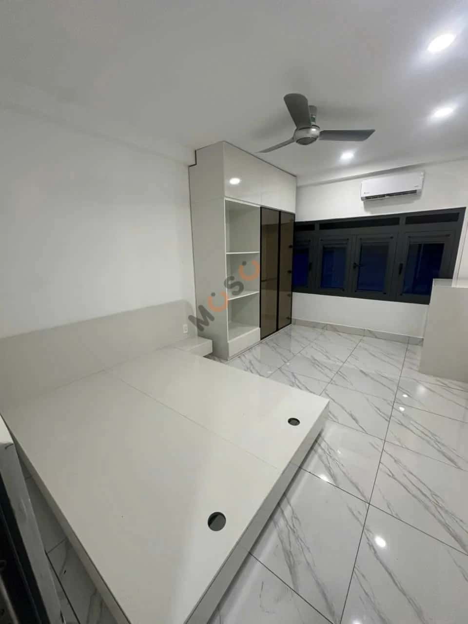 Bán nhà hẻm Hoàng Diệu Quận 4, TP.HCM – 6 phòng ngủ, giá 6.8 tỷ — Hình 3 Bán nhà hẻm Hoàng Diệu Quận 4, TP.HCM – 6 phòng ngủ, giá 6.8 tỷ — Hình 3