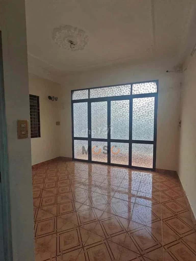 Cho thuê nhà hẻm Hà Tôn Quyền Quận 11, TP.HCM – 5 phòng ngủ, giá 13 triệu — Hình 2 Cho thuê nhà hẻm Hà Tôn Quyền Quận 11, TP.HCM – 5 phòng ngủ, giá 13 triệu — Hình 2