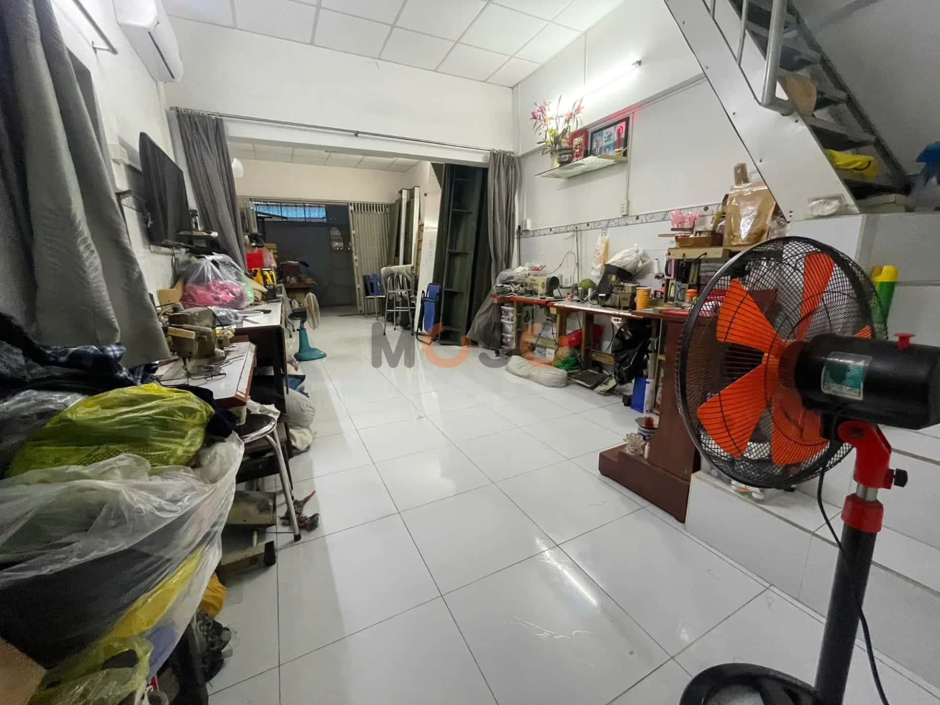 Bán nhà hẻm Nguyễn Khoái Quận 4, TP.HCM – 2 phòng ngủ, giá 7 tỷ — Hình 3 Bán nhà hẻm Nguyễn Khoái Quận 4, TP.HCM – 2 phòng ngủ, giá 7 tỷ — Hình 3