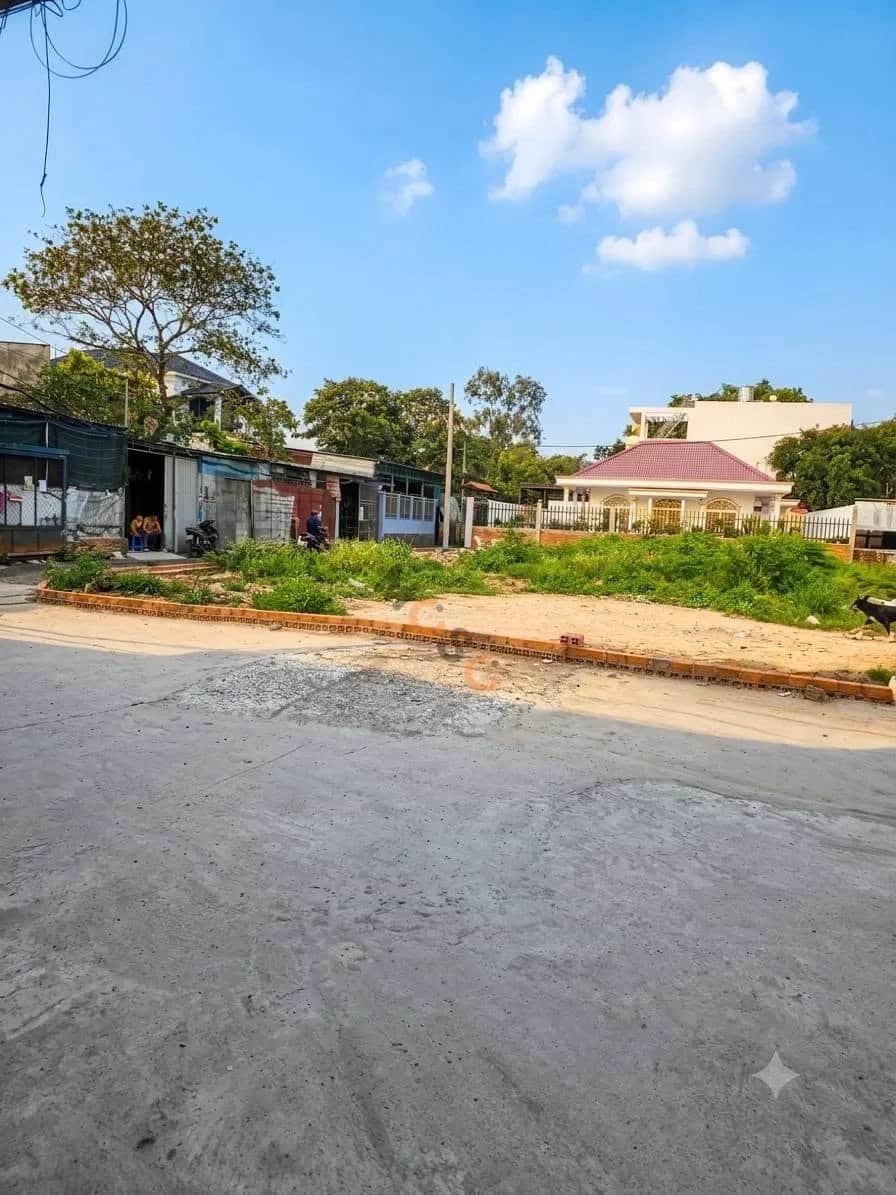 Bán đất hẻm đường Nguyễn Thị Thử Huyện Hóc Môn, TP.HCM – giá 3.3 tỷ Bán đất hẻm đường Nguyễn Thị Thử Huyện Hóc Môn, TP.HCM – giá 3.3 tỷ
