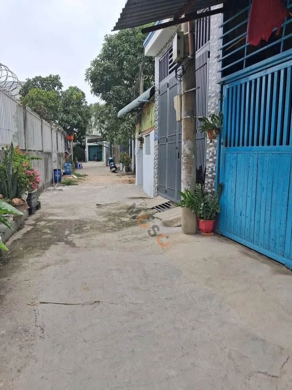 Bán nhà hẻm ấp 7 Huyện Hóc Môn, TP.HCM – 2 phòng ngủ, giá 2.6 tỷ Bán nhà hẻm ấp 7 Huyện Hóc Môn, TP.HCM – 2 phòng ngủ, giá 2.6 tỷ