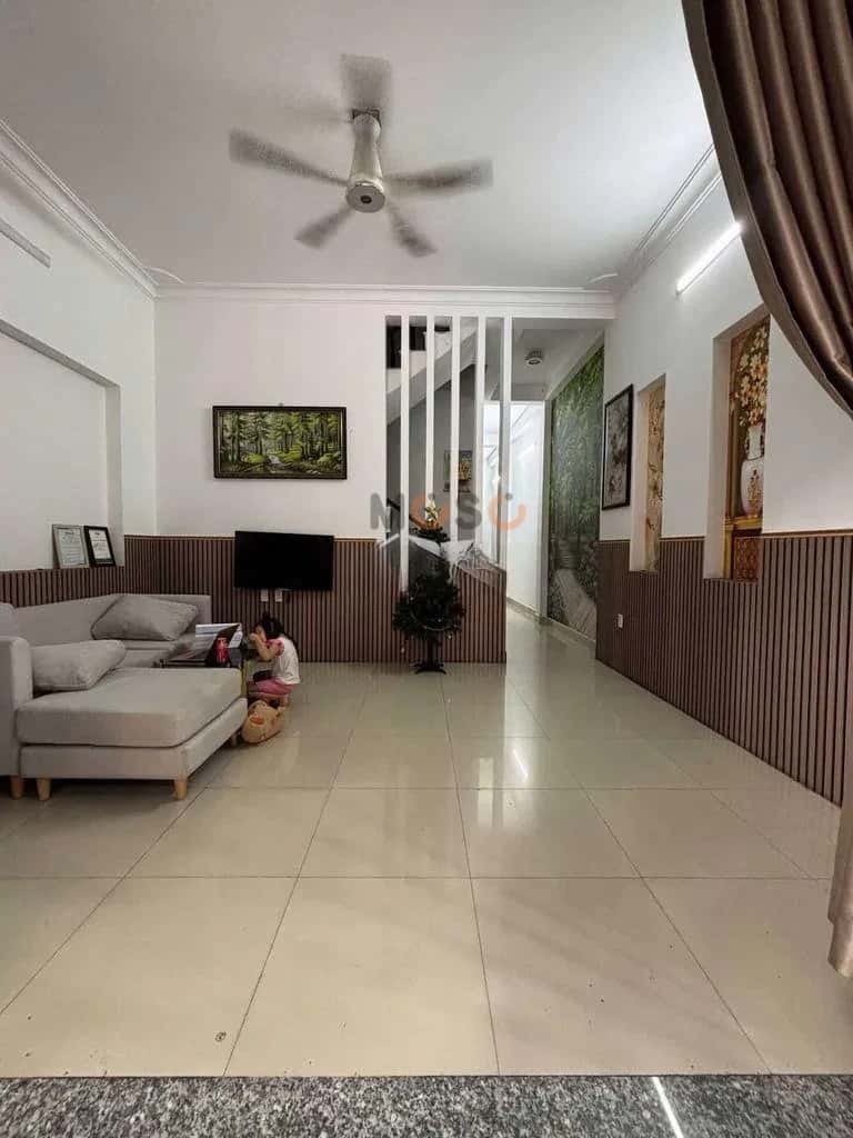 Cho thuê nhà hẻm Dĩ An, Binh Duong – 23 phòng ngủ, giá 10 triệu — Hình 3 Cho thuê nhà hẻm Dĩ An, Binh Duong – 23 phòng ngủ, giá 10 triệu — Hình 3