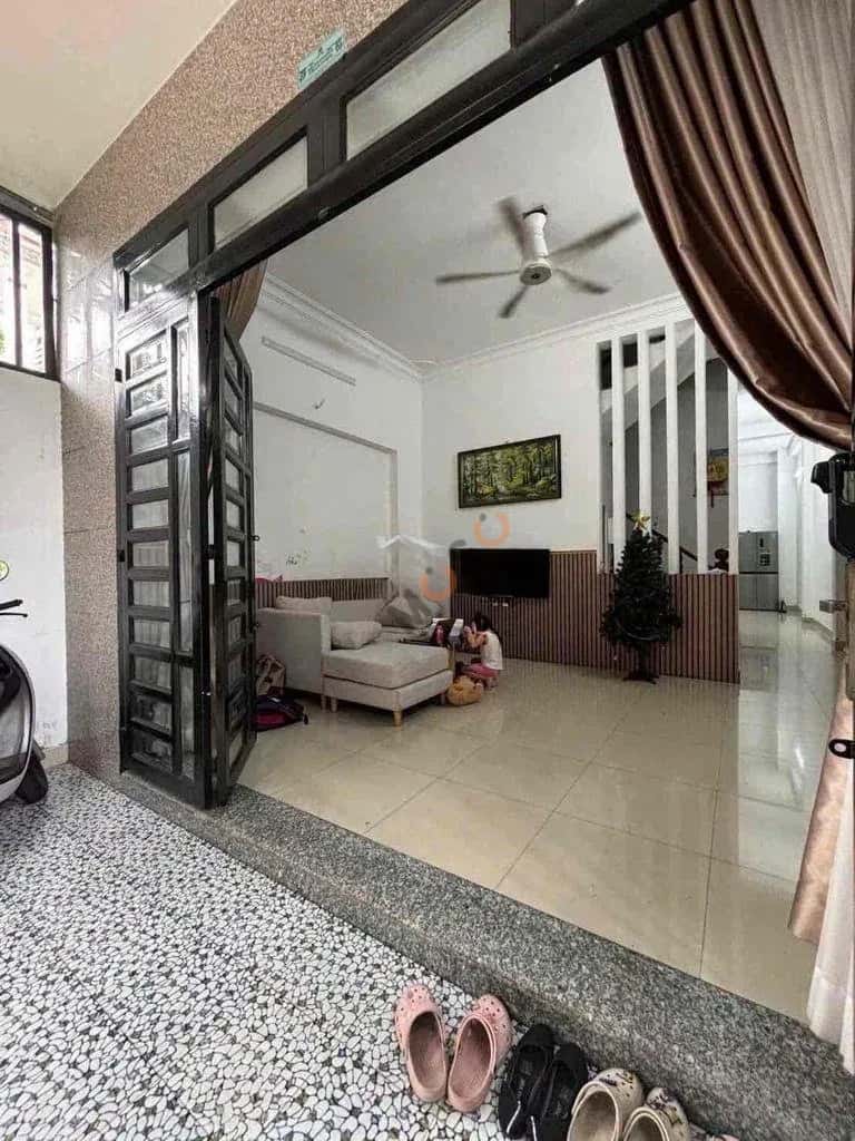 Cho thuê nhà hẻm Dĩ An, Binh Duong – 2 phòng ngủ, giá 10 triệu — Hình 2 Cho thuê nhà hẻm Dĩ An, Binh Duong – 2 phòng ngủ, giá 10 triệu — Hình 2