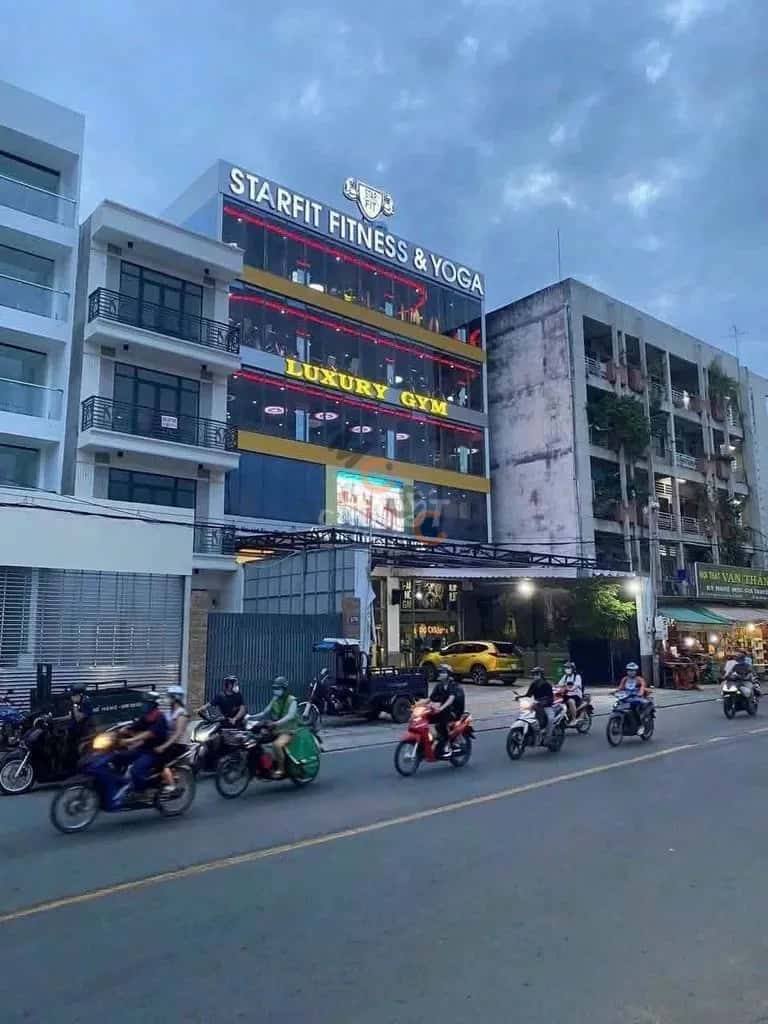 Cho thuê nhà mặt tiền Tô Ngọc Vân Thủ Đức, Ho Chi Minh – giá 180 triệu — Hình 2 Cho thuê nhà mặt tiền Tô Ngọc Vân Thủ Đức, Ho Chi Minh – giá 180 triệu — Hình 2
