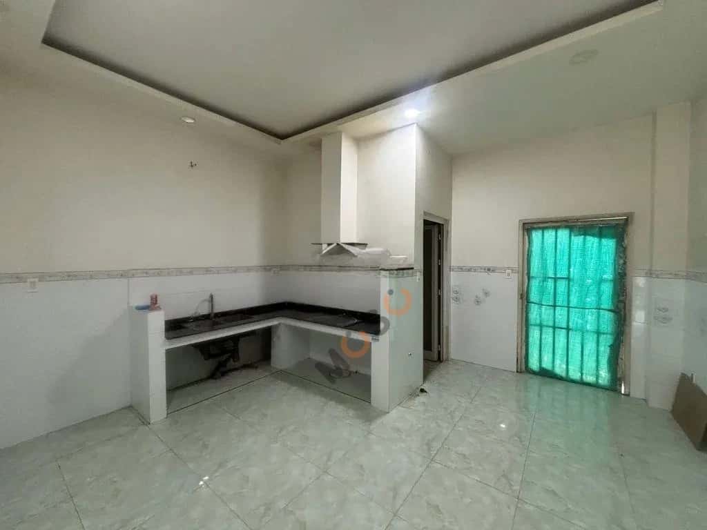 Cho thuê nhà hẻm Đường N4 Dĩ An, TP.HCM – 4 phòng ngủ, giá 12 triệu — Hình 2 Cho thuê nhà hẻm Đường N4 Dĩ An, TP.HCM – 4 phòng ngủ, giá 12 triệu — Hình 2