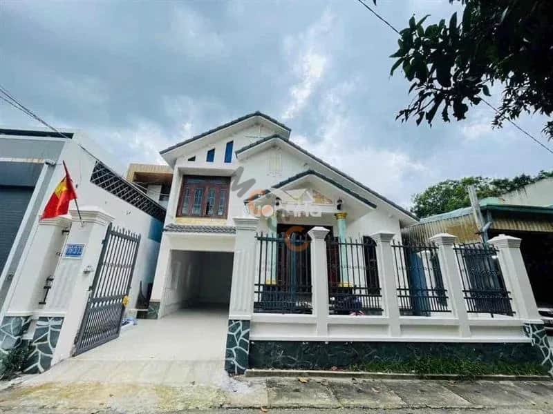 Cho thuê nhà hẻm Đại lộ Bình Dương Thành phố Thủ Dầu Một, TP.HCM – 4 phòng ngủ, giá 15 triệu Cho thuê nhà hẻm Đại lộ Bình Dương Thành phố Thủ Dầu Một, TP.HCM – 4 phòng ngủ, giá 15 triệu