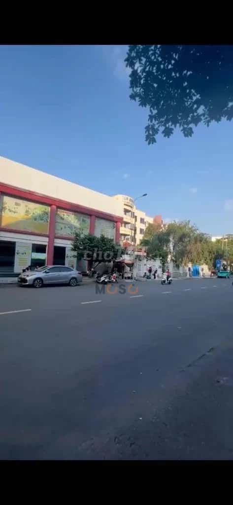 Cho thuê nhà mặt tiền Hoàng Việt Quận Tân Bình, TP.HCM – giá 380 triệu — Hình 2 Cho thuê nhà mặt tiền Hoàng Việt Quận Tân Bình, TP.HCM – giá 380 triệu — Hình 2