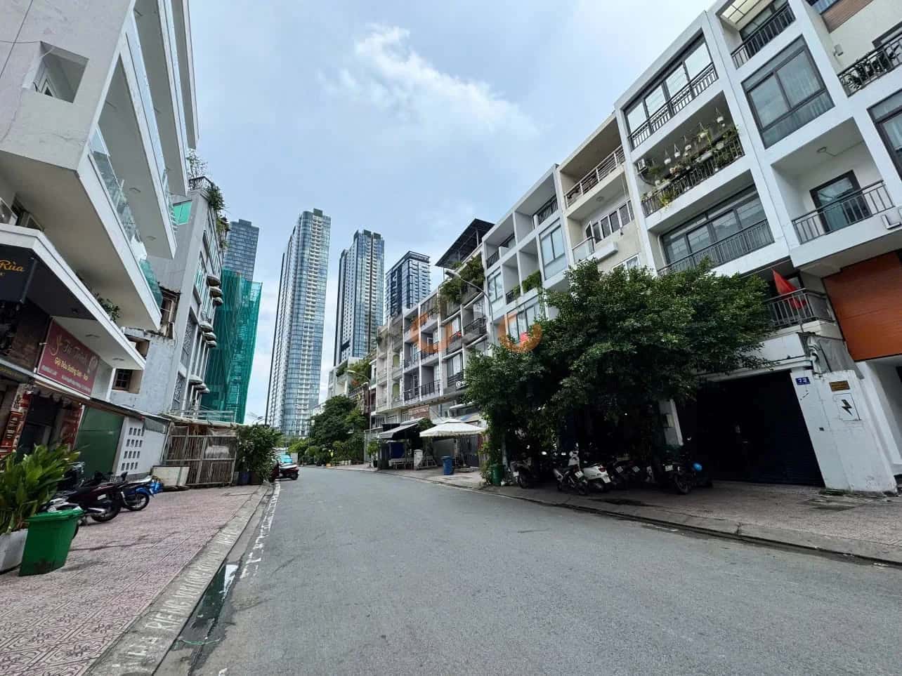 Cho thuê nhà mặt tiền Nguyễn Ngọc Phương Quận Bình Thạnh, TP.HCM – 1 phòng ngủ, giá 70 triệu — Hình 2 Cho thuê nhà mặt tiền Nguyễn Ngọc Phương Quận Bình Thạnh, TP.HCM – 1 phòng ngủ, giá 70 triệu — Hình 2