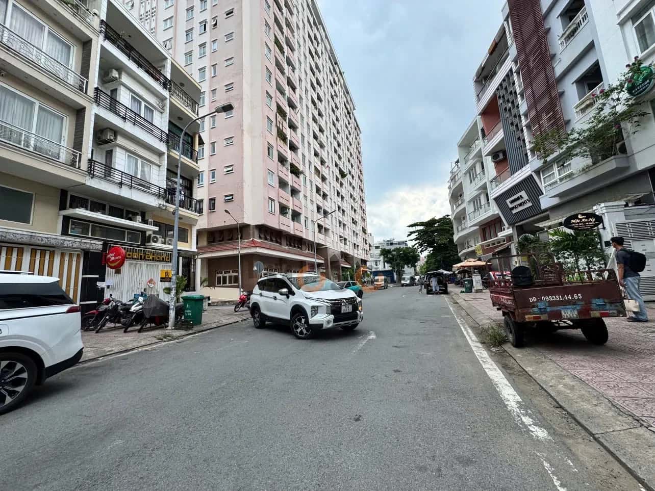 Cho thuê nhà mặt tiền Nguyễn Ngọc Phương Quận Bình Thạnh, TP.HCM – 1 phòng ngủ, giá 70 triệu — Hình 3 Cho thuê nhà mặt tiền Nguyễn Ngọc Phương Quận Bình Thạnh, TP.HCM – 1 phòng ngủ, giá 70 triệu — Hình 3