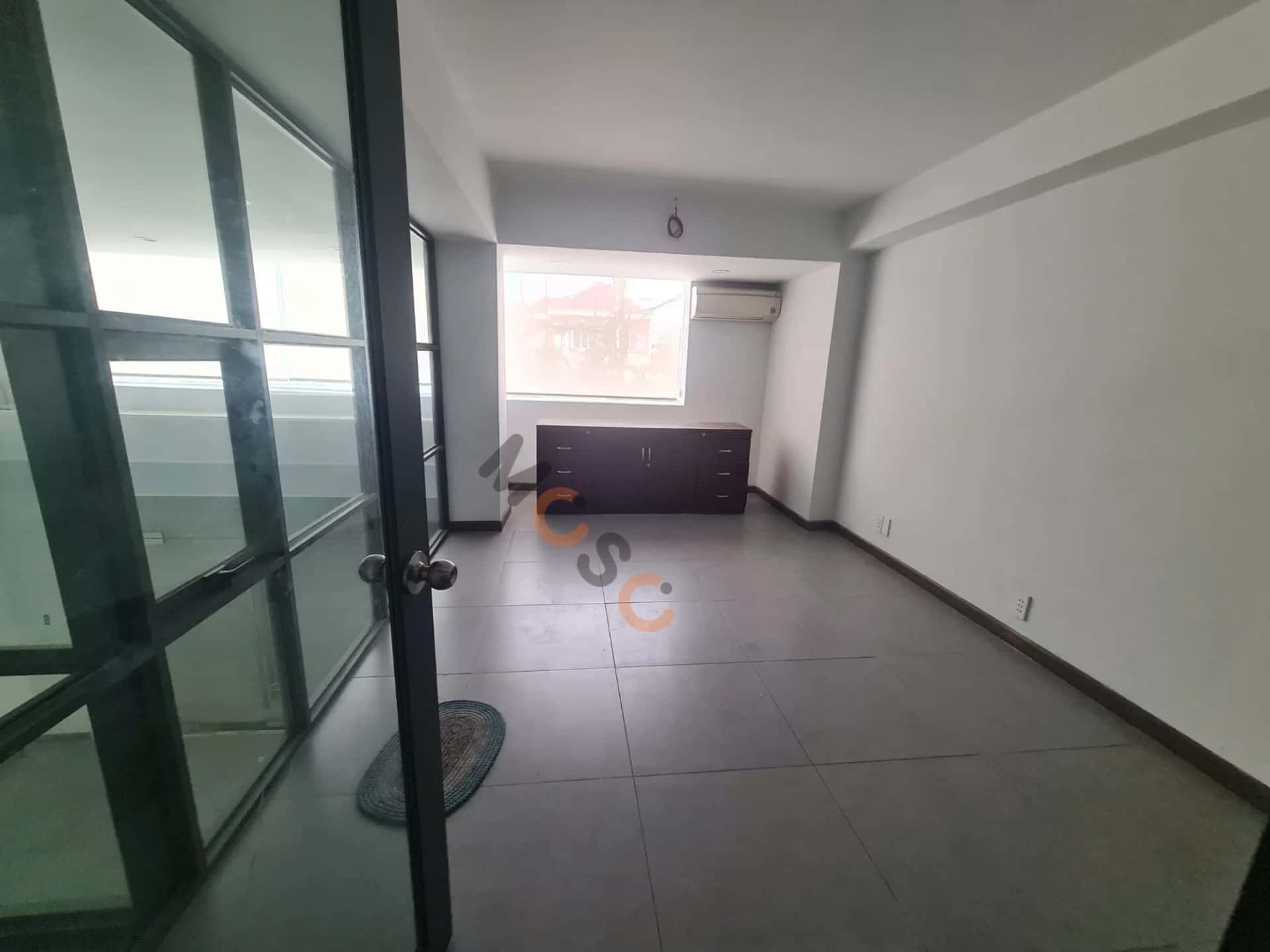 Cho thuê nhà mặt tiền Nguyễn Gia Trí Quận Bình Thạnh, TP.HCM – 1 phòng ngủ, giá 60 triệu — Hình 2 Cho thuê nhà mặt tiền Nguyễn Gia Trí Quận Bình Thạnh, TP.HCM – 1 phòng ngủ, giá 60 triệu — Hình 2