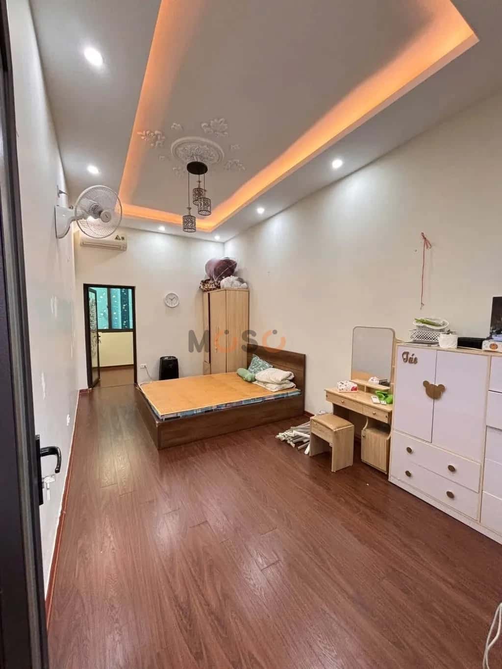 Cho thuê nhà hẻm Láng Đống Đa, Ha Noi – 3 phòng ngủ, giá 14 triệu — Hình 3 Cho thuê nhà hẻm Láng Đống Đa, Ha Noi – 3 phòng ngủ, giá 14 triệu — Hình 3