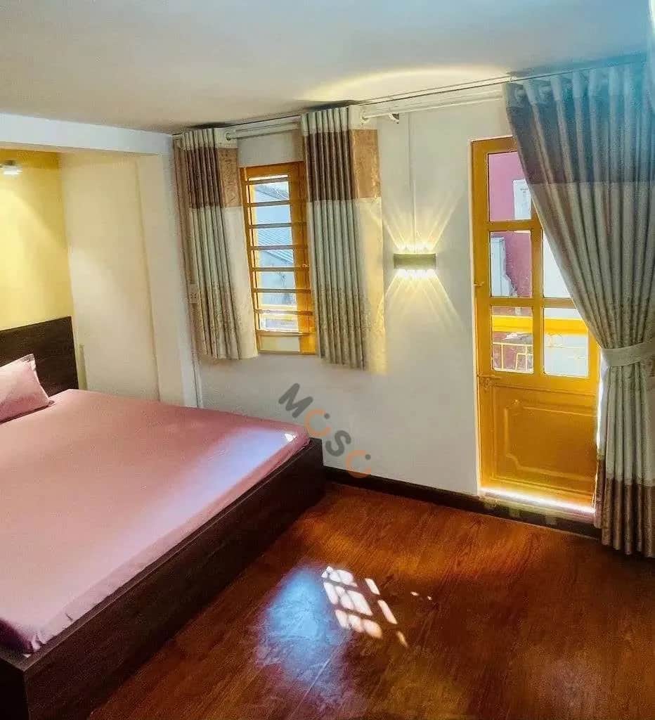 Cho thuê nhà hẻm Đường Phạm Ngũ Lão Quận 1, TP.HCM – 2 phòng ngủ, giá 9 triệu Cho thuê nhà hẻm Đường Phạm Ngũ Lão Quận 1, TP.HCM – 2 phòng ngủ, giá 9 triệu