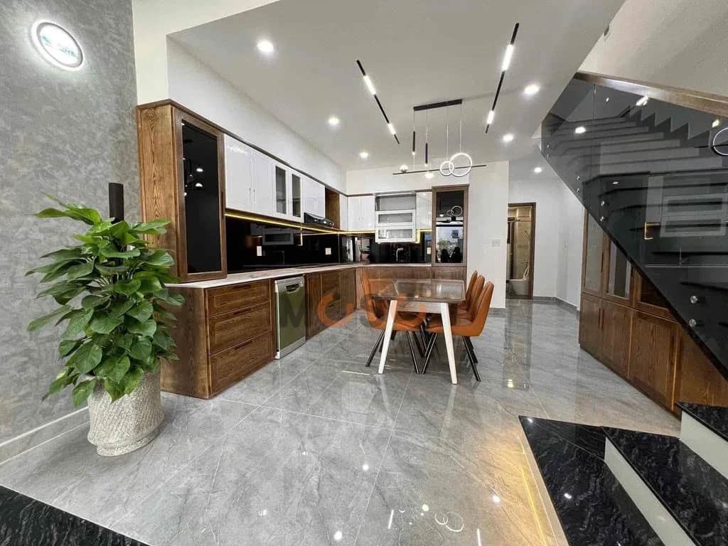 Cho thuê nhà mặt tiền Hoàng Hiệp Hòa Xuân, Đà Nẵng – 4 phòng ngủ, giá 28 triệu Cho thuê nhà mặt tiền Hoàng Hiệp Hòa Xuân, Đà Nẵng – 4 phòng ngủ, giá 28 triệu