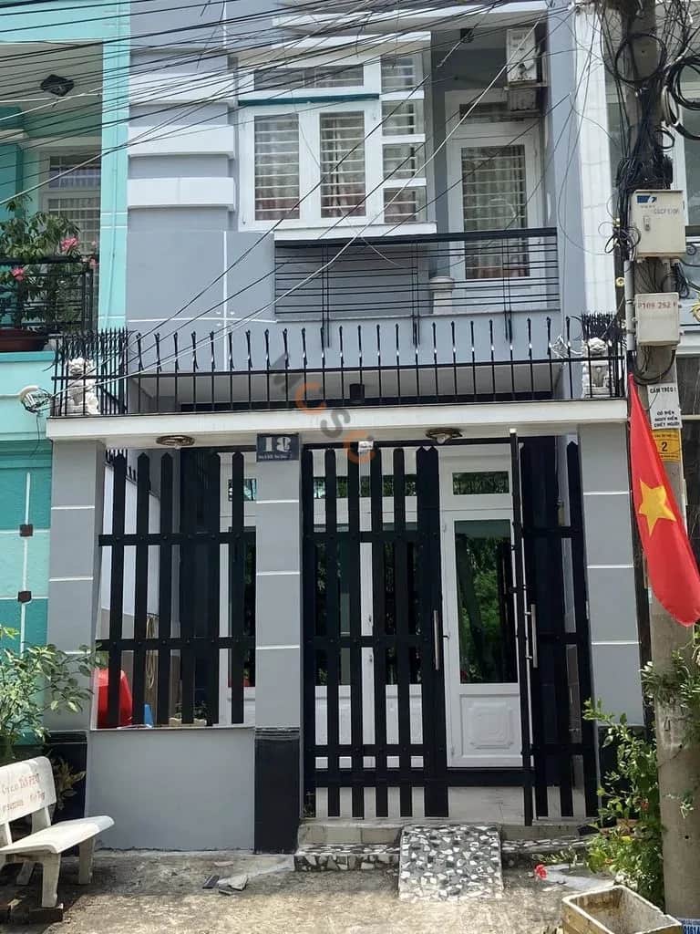 Cho thuê nhà hẻm Quận 8, TP.HCM – 3 phòng ngủ, giá 11.5 triệu Cho thuê nhà hẻm Quận 8, TP.HCM – 3 phòng ngủ, giá 11.5 triệu