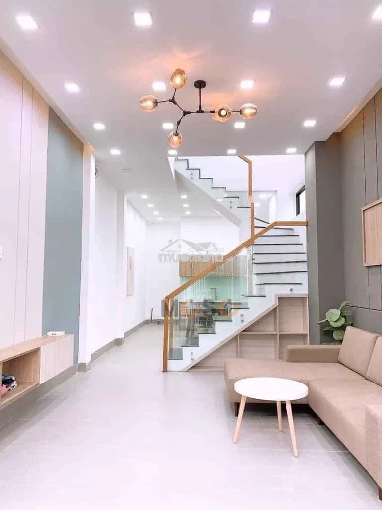 Cho thuê nhà hẻm Lạc Long Quân Quận Tân Bình, TP.HCM – 4 phòng ngủ, giá 18 triệu — Hình 2 Cho thuê nhà hẻm Lạc Long Quân Quận Tân Bình, TP.HCM – 4 phòng ngủ, giá 18 triệu — Hình 2