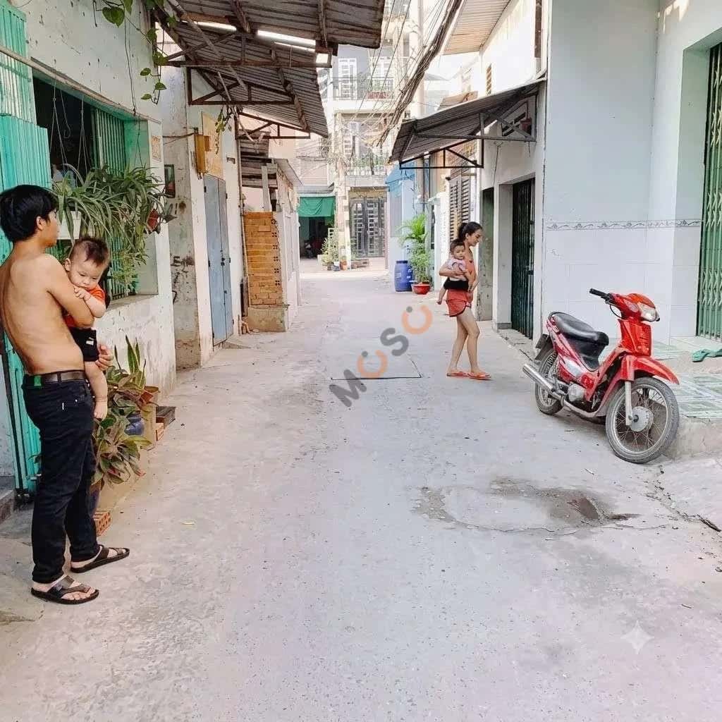 Cho thuê nhà hẻm Thủ Đức, Ho Chi Minh – 4 phòng ngủ, giá 8 triệu — Hình 2 Cho thuê nhà hẻm Thủ Đức, Ho Chi Minh – 4 phòng ngủ, giá 8 triệu — Hình 2
