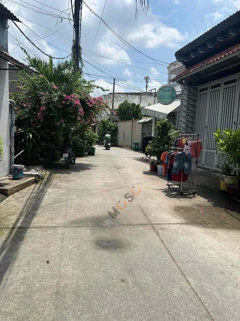 Cho thuê nhà hẻm Đường Phạm Hùng Huyện Bình Chánh, TP.HCM – 3 phòng ngủ, giá 7 triệu — Hình 2 Cho thuê nhà hẻm Đường Phạm Hùng Huyện Bình Chánh, TP.HCM – 3 phòng ngủ, giá 7 triệu — Hình 2