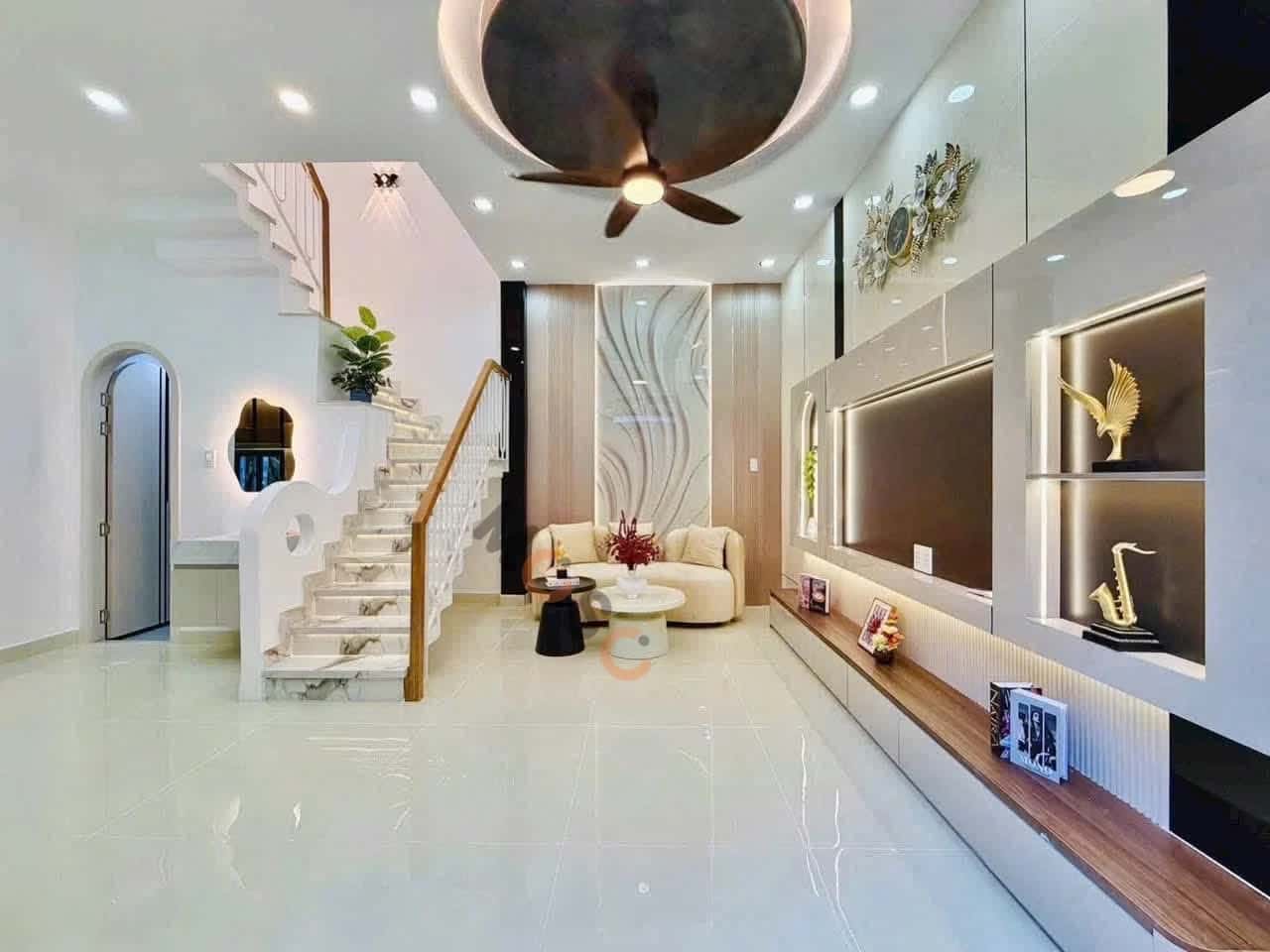 Bán nhà mặt tiền Lê văn thọ Quận Gò Vấp, TP.HCM – 3 phòng ngủ, giá 5.5 tỷ — Hình 3 Bán nhà mặt tiền Lê văn thọ Quận Gò Vấp, TP.HCM – 3 phòng ngủ, giá 5.5 tỷ — Hình 3