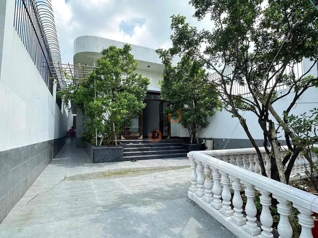 Cho thuê nhà mặt tiền Đường Cách Mạng Tháng Tám Thành phố Thủ Dầu Một, TP.HCM – 3 phòng ngủ, giá 15.5 triệu Cho thuê nhà mặt tiền Đường Cách Mạng Tháng Tám Thành phố Thủ Dầu Một, TP.HCM – 3 phòng ngủ, giá 15.5 triệu