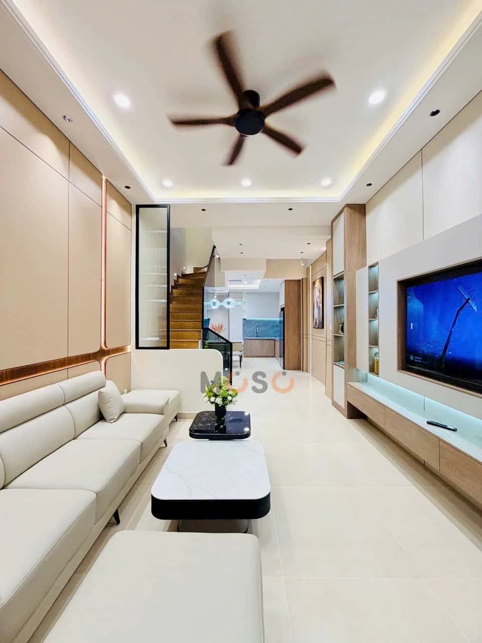 Bán nhà mặt tiền Nguyễn tư giãn Quận Gò Vấp, TP.HCM – 4 phòng ngủ, giá 7.7 tỷ — Hình 2 Bán nhà mặt tiền Nguyễn tư giãn Quận Gò Vấp, TP.HCM – 4 phòng ngủ, giá 7.7 tỷ — Hình 2