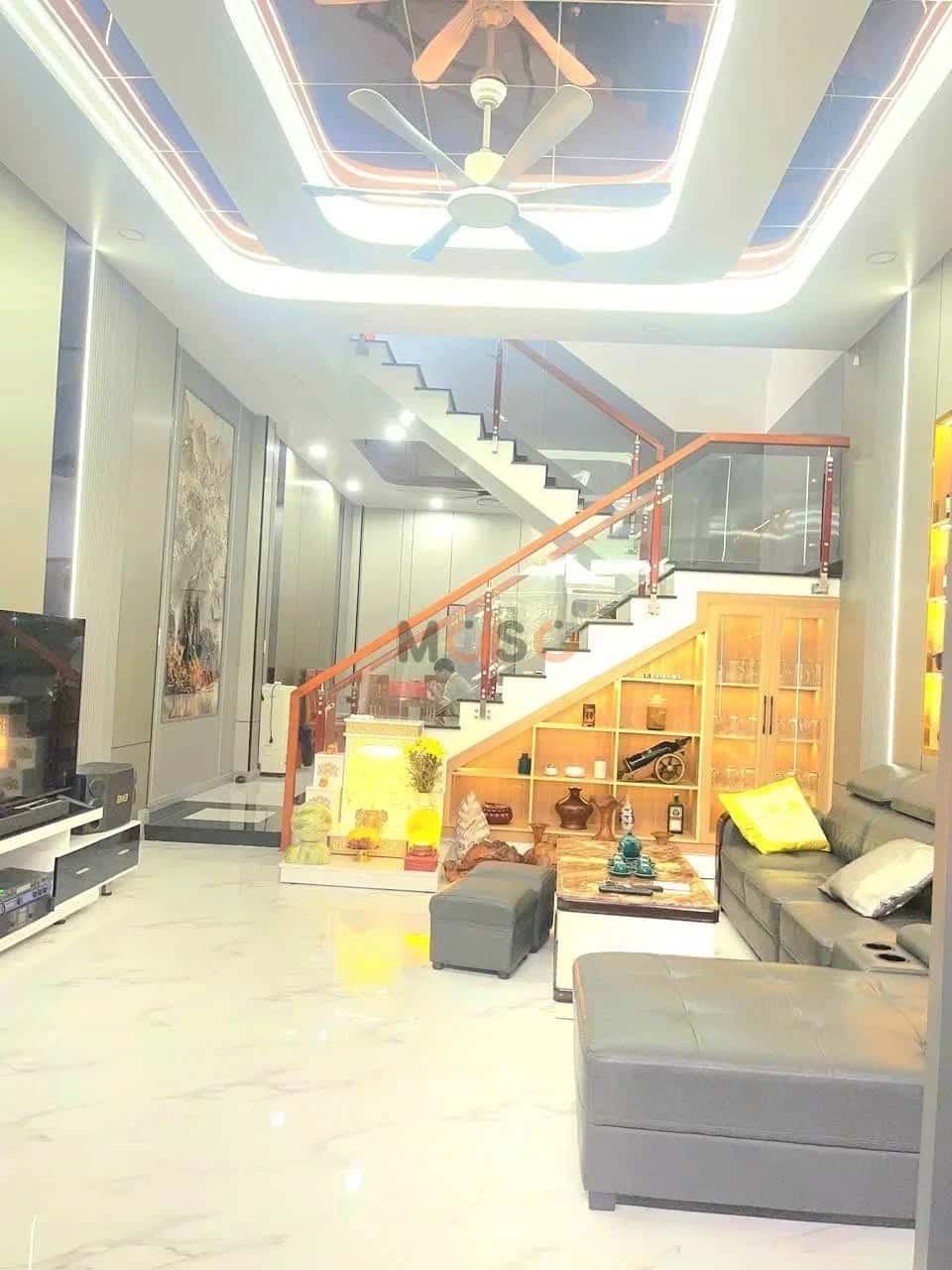 Bán nhà hẻm khu phố Tây A Thành phố Dĩ An, Bình Dương – 3 phòng ngủ, giá 6.8 tỷ — Hình 2 Bán nhà hẻm khu phố Tây A Thành phố Dĩ An, Bình Dương – 3 phòng ngủ, giá 6.8 tỷ — Hình 2