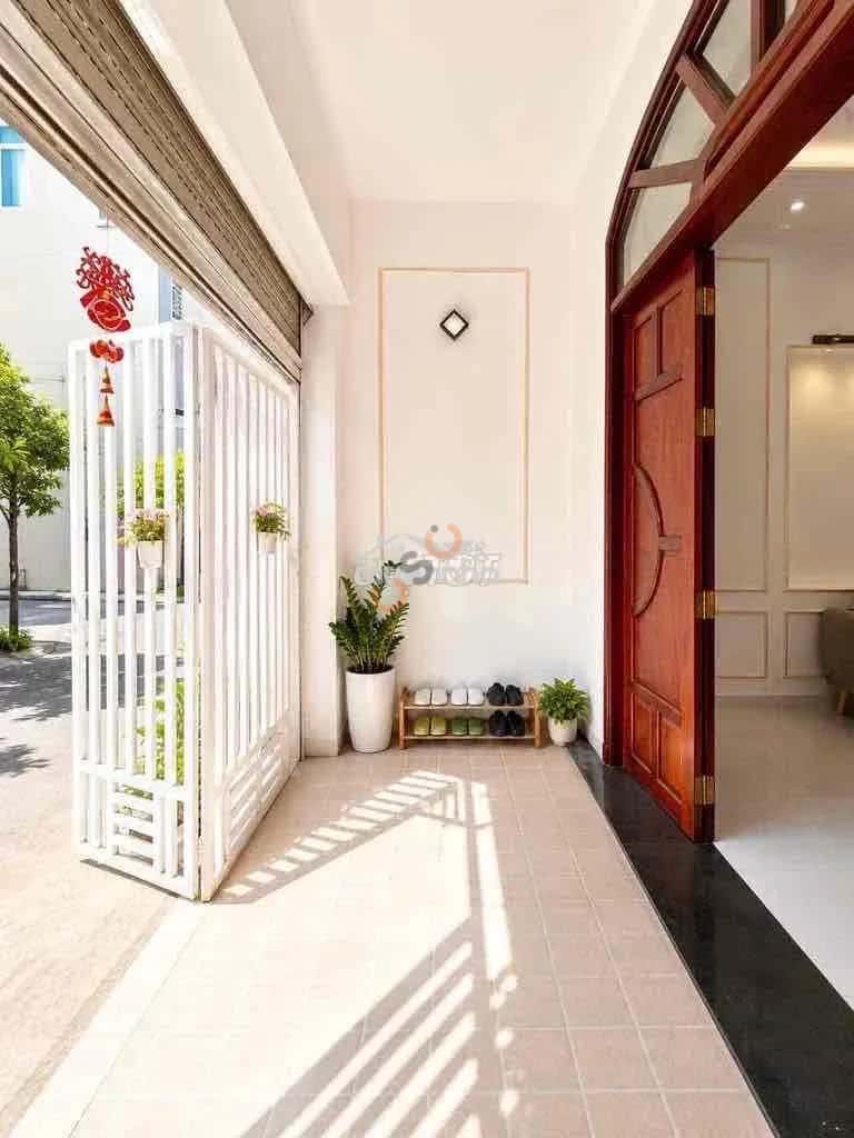 Cho thuê nhà hẻm Đường Lê Thị Chợ Quận 7, TP.HCM – 3 phòng ngủ, giá 20 triệu — Hình 3 Cho thuê nhà hẻm Đường Lê Thị Chợ Quận 7, TP.HCM – 3 phòng ngủ, giá 20 triệu — Hình 3
