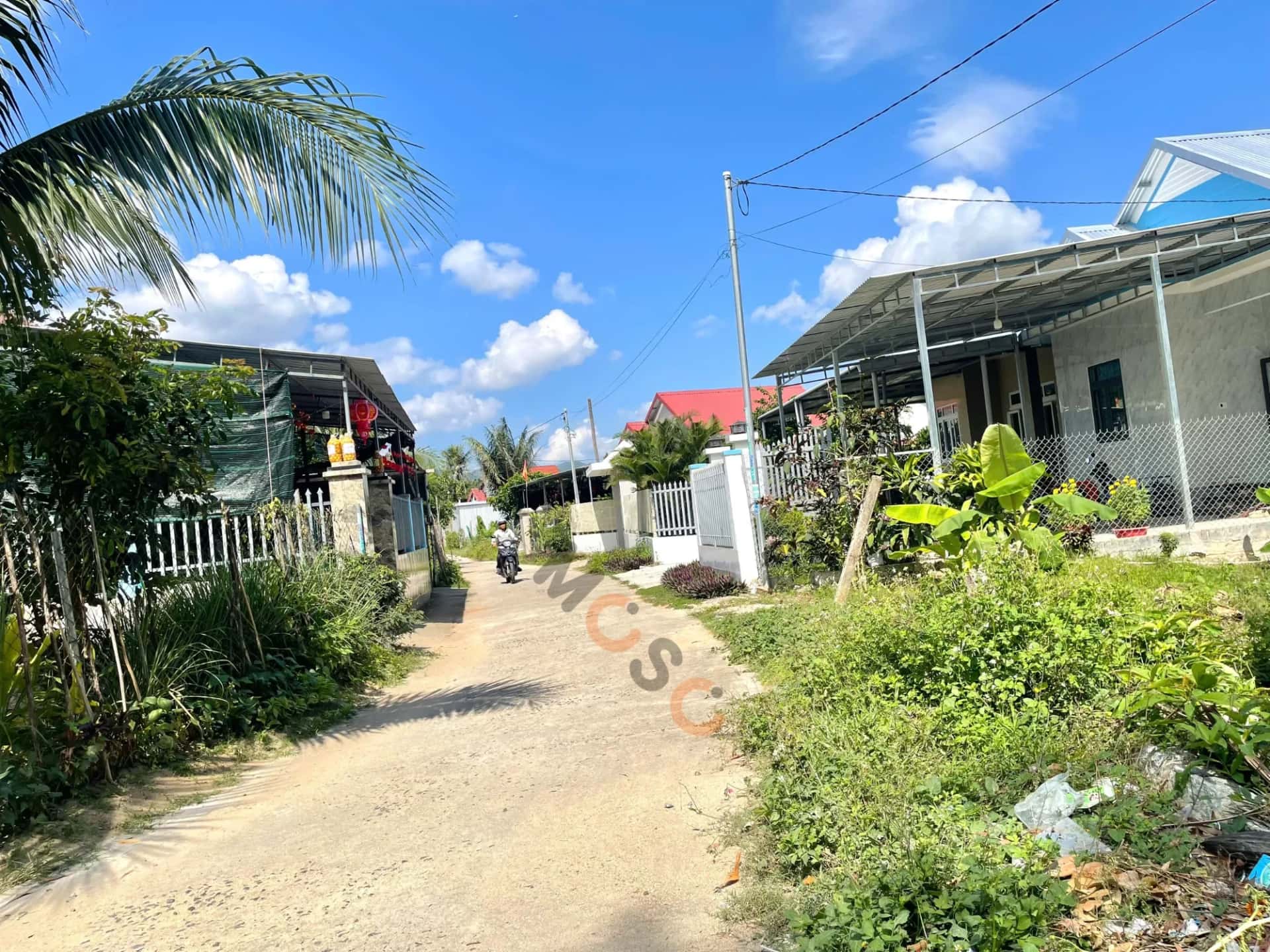 Bán đất Thôn Tân Thành, hẻm đường HL39 Huyện Diên Khánh, Khánh Hòa – giá 400 triệu — Hình 3 Bán đất Thôn Tân Thành, hẻm đường HL39 Huyện Diên Khánh, Khánh Hòa – giá 400 triệu — Hình 3
