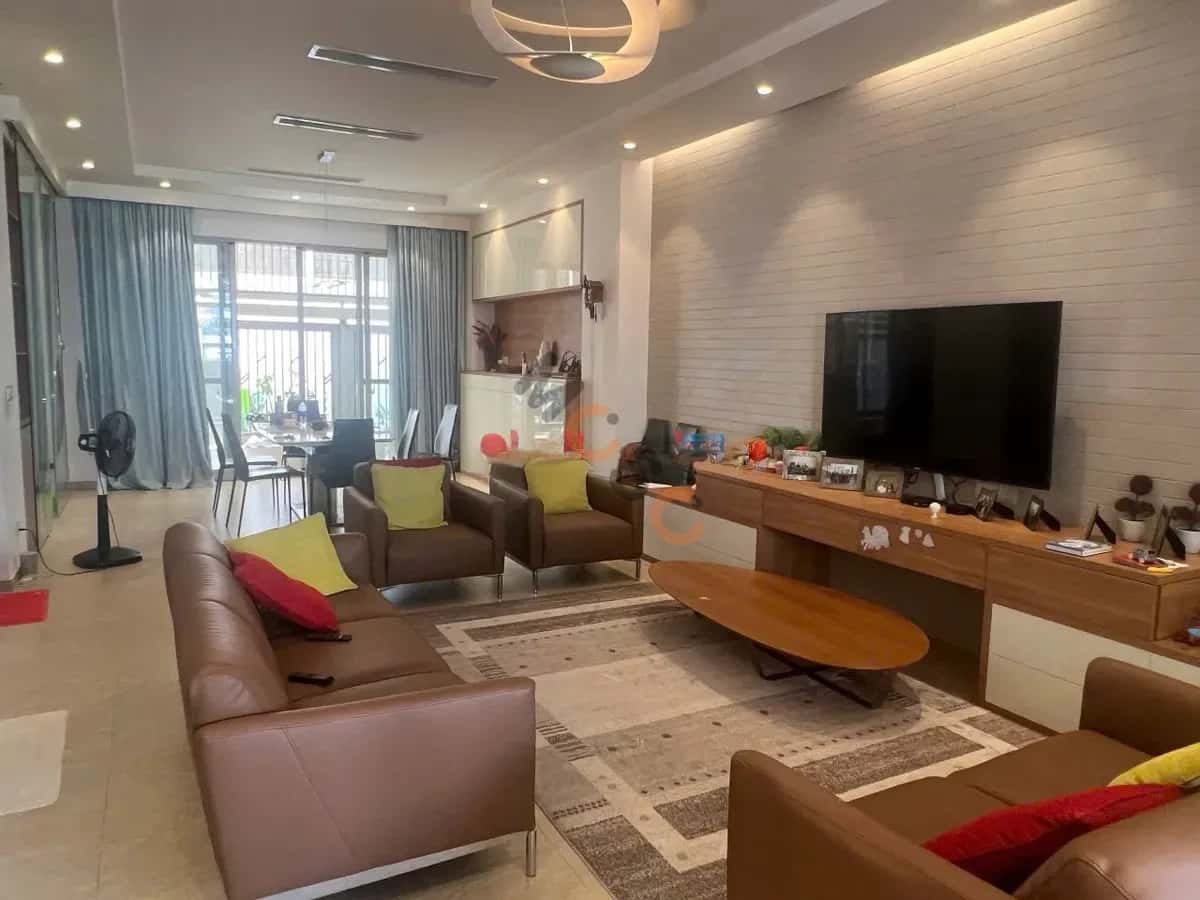 Cho thuê nhà hẻm Đường 18 Quận 7, Ho Chi Minh – 4 phòng ngủ, giá 67 triệu — Hình 2 Cho thuê nhà hẻm Đường 18 Quận 7, Ho Chi Minh – 4 phòng ngủ, giá 67 triệu — Hình 2