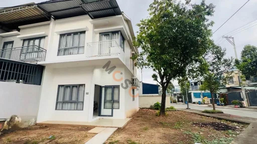 Cho thuê nhà hẻm Thị xã Bến Cát, Ho Chi Minh – 2 phòng ngủ, giá 8 triệu Cho thuê nhà hẻm Thị xã Bến Cát, Ho Chi Minh – 2 phòng ngủ, giá 8 triệu