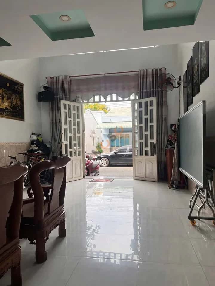 Bán nhà mặt tiền đường số 5, KDC Phú Lợi Thành phố Thủ Dầu Một, Bình Dương – 3 phòng ngủ, giá 4.7 tỷ — Hình 3 Bán nhà mặt tiền đường số 5, KDC Phú Lợi Thành phố Thủ Dầu Một, Bình Dương – 3 phòng ngủ, giá 4.7 tỷ — Hình 3