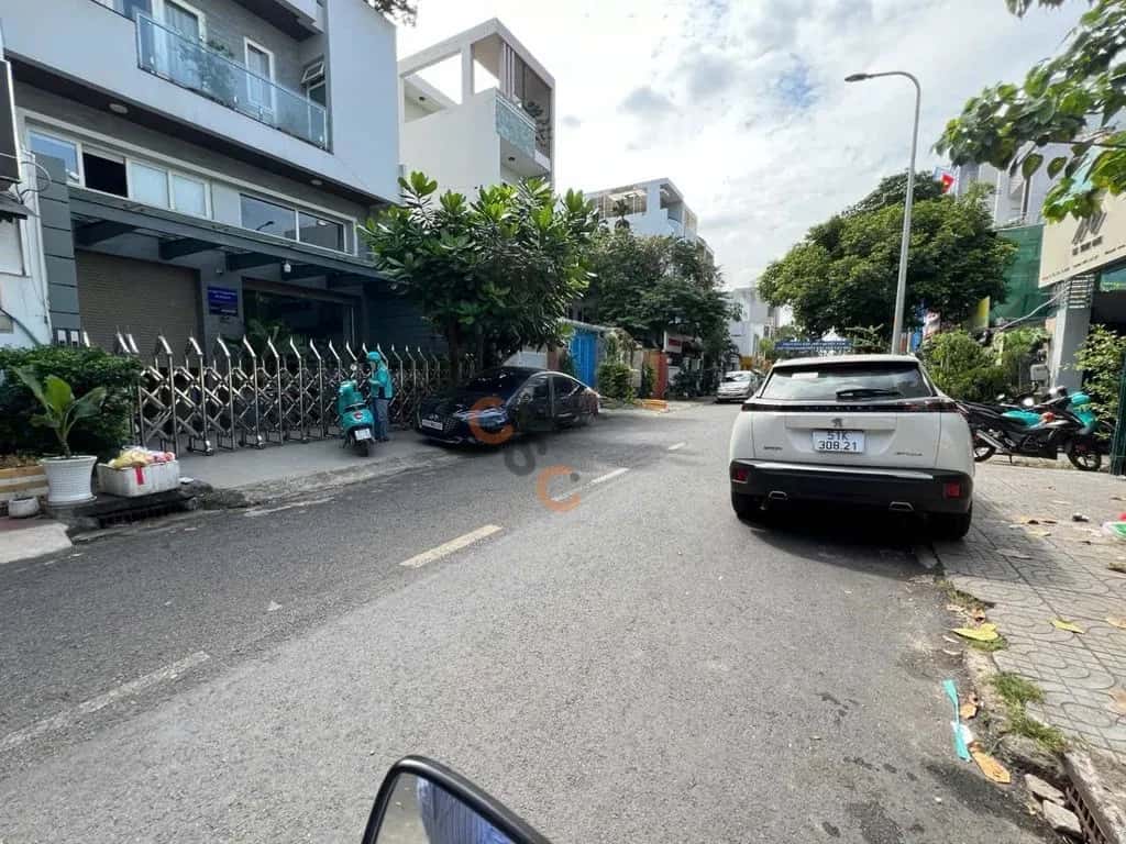 Cho thuê nhà hẻm Đường Ba Vì Quận 10, TP.HCM – 7 phòng ngủ, giá 25 triệu — Hình 2 Cho thuê nhà hẻm Đường Ba Vì Quận 10, TP.HCM – 7 phòng ngủ, giá 25 triệu — Hình 2