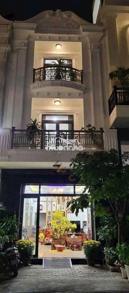 Cho thuê nhà hẻm Dĩ An, Binh Duong – 4 phòng ngủ, giá 12 triệu — Hình 3 Cho thuê nhà hẻm Dĩ An, Binh Duong – 4 phòng ngủ, giá 12 triệu — Hình 3