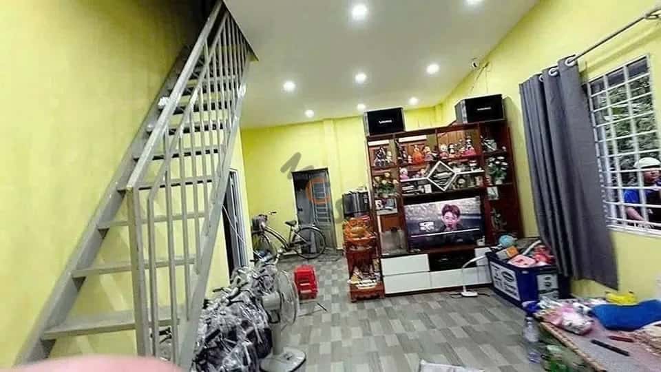 Bán nhà mặt tiền Bình Nhâm 38 Thành phố Thuận An, Bình Dương – 2 phòng ngủ, giá 2.3 tỷ — Hình 2 Bán nhà mặt tiền Bình Nhâm 38 Thành phố Thuận An, Bình Dương – 2 phòng ngủ, giá 2.3 tỷ — Hình 2