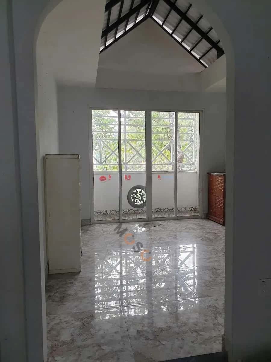 Cho thuê nhà mặt tiền Đường Nguyễn Chí Thanh Quận 10, TP.HCM – giá 55 triệu — Hình 2 Cho thuê nhà mặt tiền Đường Nguyễn Chí Thanh Quận 10, TP.HCM – giá 55 triệu — Hình 2