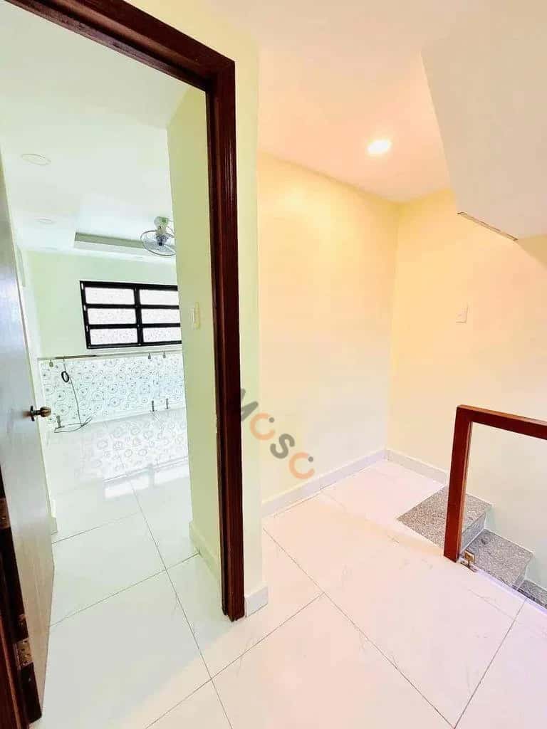 Cho thuê nhà hẻm Đường Bạch Vân Quận 5, TP.HCM – 2 phòng ngủ, giá 9 triệu — Hình 3 Cho thuê nhà hẻm Đường Bạch Vân Quận 5, TP.HCM – 2 phòng ngủ, giá 9 triệu — Hình 3