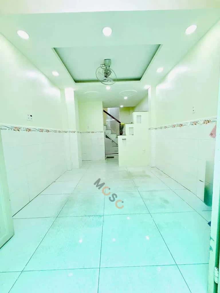 Cho thuê nhà hẻm Đường Mạc Vân Quận 5, TP.HCM – 2 phòng ngủ, giá 9 triệu — Hình 2 Cho thuê nhà hẻm Đường Mạc Vân Quận 5, TP.HCM – 2 phòng ngủ, giá 9 triệu — Hình 2