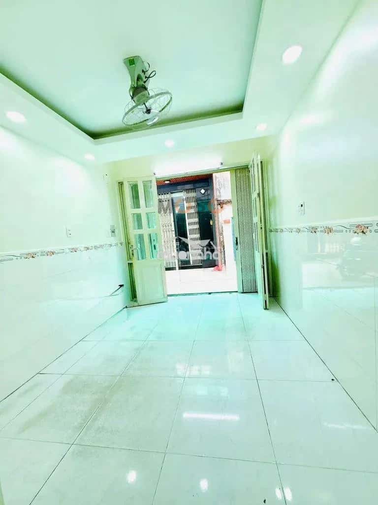 Cho thuê nhà hẻm Đường Mạc Vân Quận 5, TP.HCM – 2 phòng ngủ, giá 9 triệu — Hình 3 Cho thuê nhà hẻm Đường Mạc Vân Quận 5, TP.HCM – 2 phòng ngủ, giá 9 triệu — Hình 3