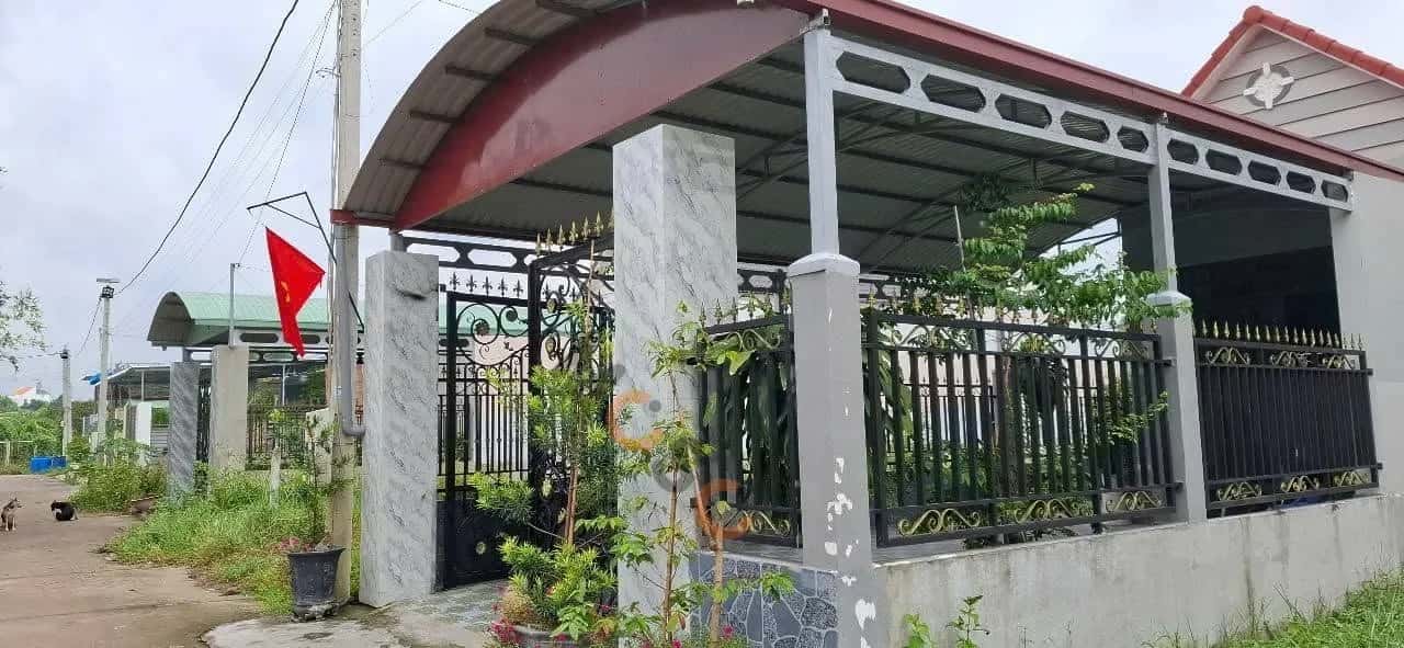 Bán nhà hẻm Nhánh An Điền 102 Thành phố Bến Cát, Bình Dương – 2 phòng ngủ, giá 2.4 tỷ — Hình 2 Bán nhà hẻm Nhánh An Điền 102 Thành phố Bến Cát, Bình Dương – 2 phòng ngủ, giá 2.4 tỷ — Hình 2