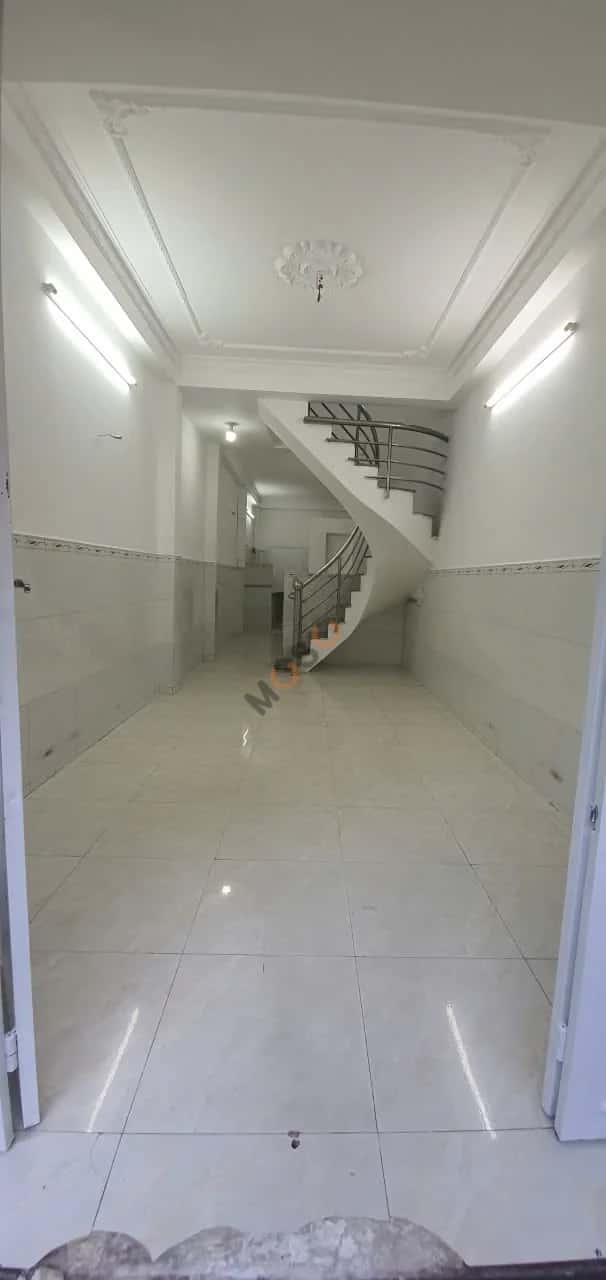 Bán nhà hẻm đường Mai Hắc Đế Quận 8, TP.HCM – 2 phòng ngủ, giá 3.4 tỷ — Hình 2 Bán nhà hẻm đường Mai Hắc Đế Quận 8, TP.HCM – 2 phòng ngủ, giá 3.4 tỷ — Hình 2