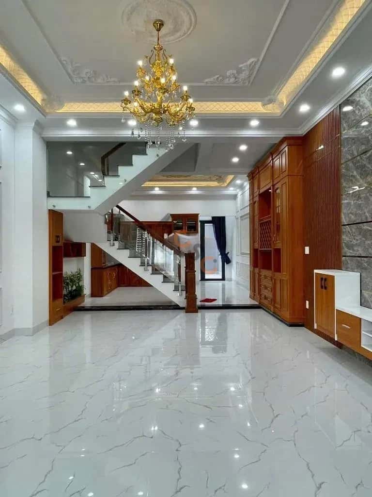 Cho thuê nhà mặt tiền Nguyễn Trọng Tuyển Quận Phú Nhuận, TP.HCM – 5 phòng ngủ, giá 25 triệu — Hình 2 Cho thuê nhà mặt tiền Nguyễn Trọng Tuyển Quận Phú Nhuận, TP.HCM – 5 phòng ngủ, giá 25 triệu — Hình 2