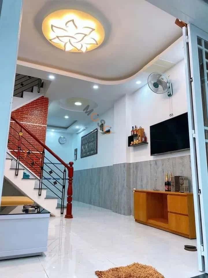 Cho thuê nhà hẻm Đường Phạm Viết Chánh Quận Phú Nhuận, TP.HCM – 5 phòng ngủ, giá 19 triệu — Hình 2 Cho thuê nhà hẻm Đường Phạm Viết Chánh Quận Phú Nhuận, TP.HCM – 5 phòng ngủ, giá 19 triệu — Hình 2
