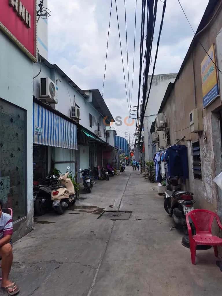 Cho thuê nhà hẻm Lê Đình Cẩn Quận Bình Tân, TP.HCM – 2 phòng ngủ, giá 9 triệu — Hình 3 Cho thuê nhà hẻm Lê Đình Cẩn Quận Bình Tân, TP.HCM – 2 phòng ngủ, giá 9 triệu — Hình 3