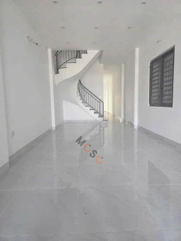 Cho thuê nhà mặt tiền Huỳnh Văn Lũy Thành phố Thủ Dầu Một, TP.HCM – 5 phòng ngủ, giá 18 triệu Cho thuê nhà mặt tiền Huỳnh Văn Lũy Thành phố Thủ Dầu Một, TP.HCM – 5 phòng ngủ, giá 18 triệu