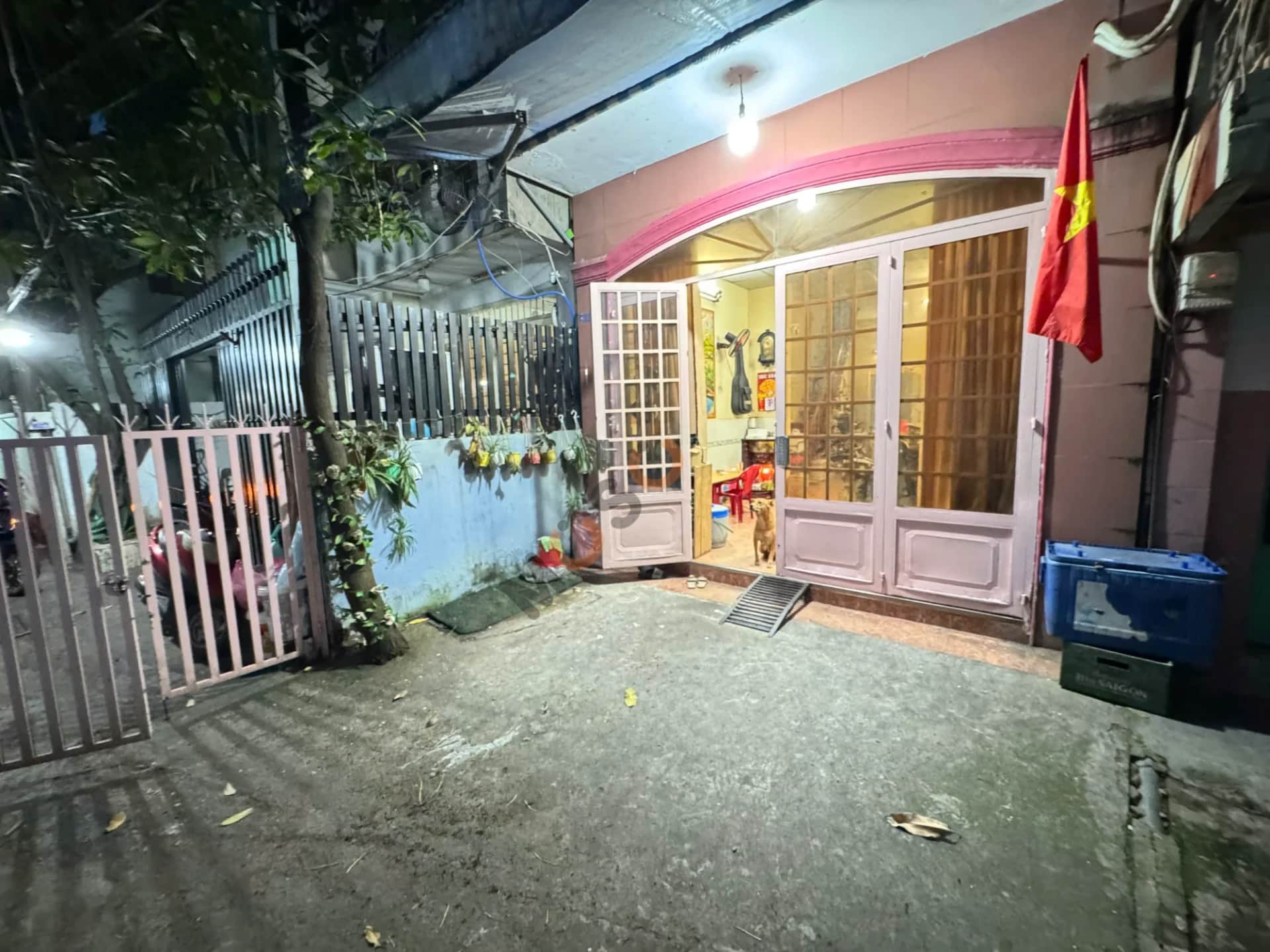Bán nhà hẻm Đoàn Văn Bơ Quận 4, TP.HCM – 3 phòng ngủ, giá 4.5 tỷ Bán nhà hẻm Đoàn Văn Bơ Quận 4, TP.HCM – 3 phòng ngủ, giá 4.5 tỷ