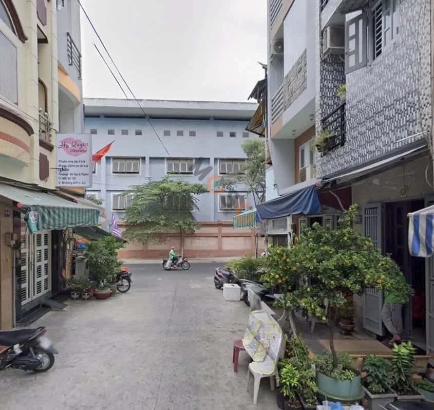 Bán nhà mặt tiền đường số 40 Quận 4, TP.HCM – 4 phòng ngủ, giá 14 tỷ — Hình 3 Bán nhà mặt tiền đường số 40 Quận 4, TP.HCM – 4 phòng ngủ, giá 14 tỷ — Hình 3