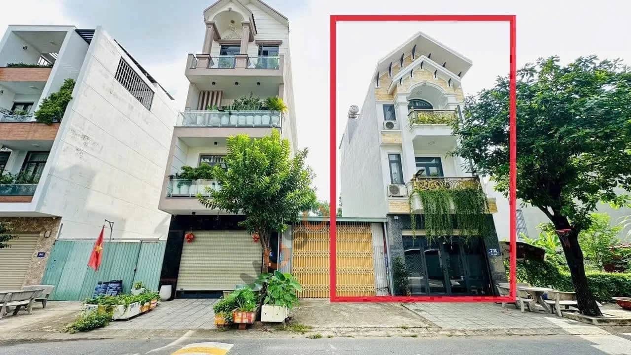 Bán nhà mặt tiền đường GS2 Thành phố Dĩ An, Bình Dương – 4 phòng ngủ, giá 11.5 tỷ Bán nhà mặt tiền đường GS2 Thành phố Dĩ An, Bình Dương – 4 phòng ngủ, giá 11.5 tỷ
