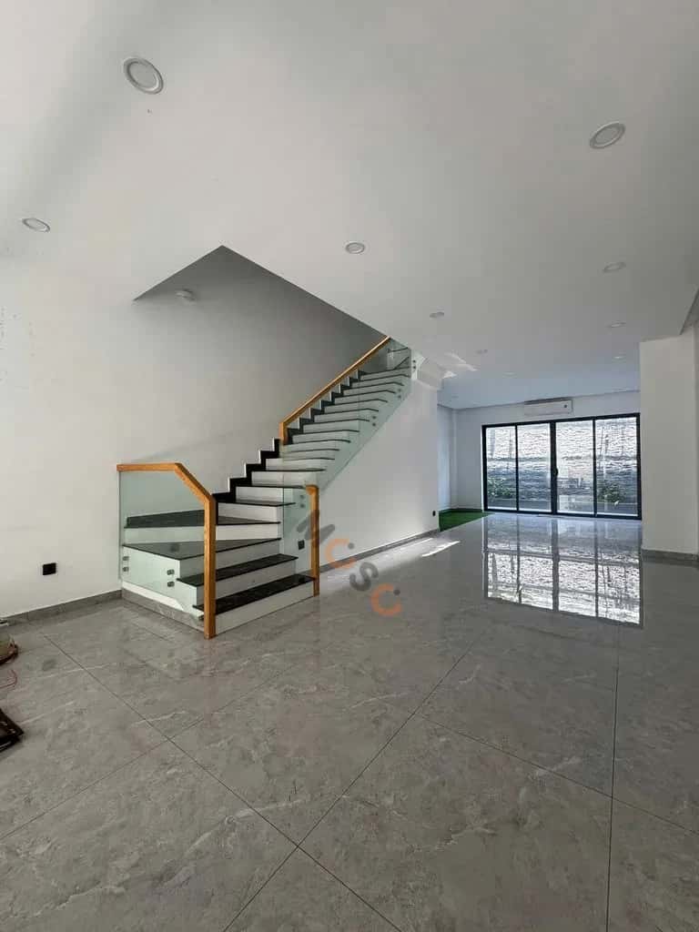 Cho thuê nhà mặt tiền Bát Nàn Quận 2 cũ, TP.HCM – 5 phòng ngủ, giá 48 triệu — Hình 3 Cho thuê nhà mặt tiền Bát Nàn Quận 2 cũ, TP.HCM – 5 phòng ngủ, giá 48 triệu — Hình 3