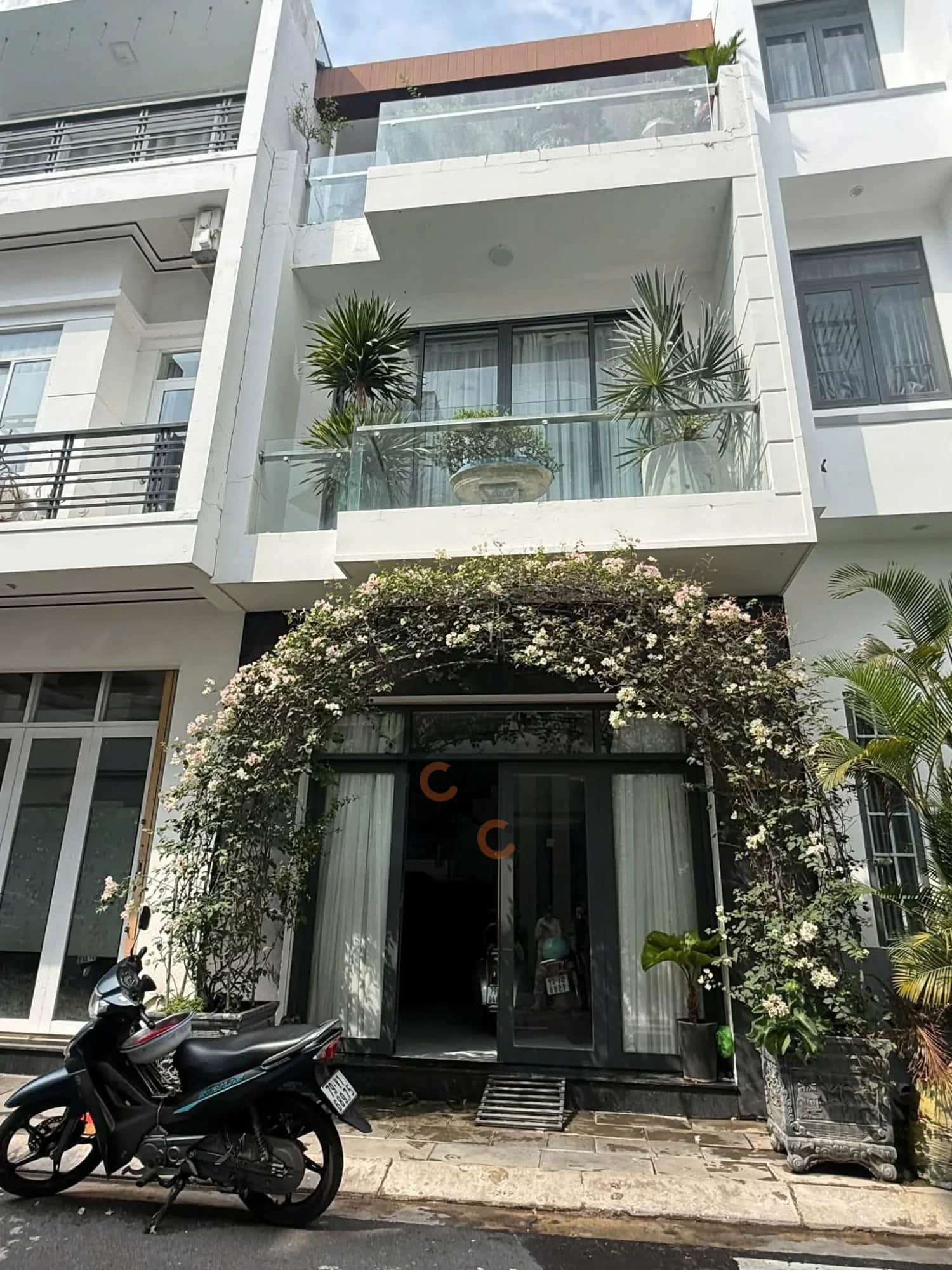 Bán nhà mặt tiền đường F2 Khu TĐC VCN Phước Long Thành phố Nha Trang, Khánh Hòa – 2 phòng ngủ, giá 4.8 tỷ Bán nhà mặt tiền đường F2 Khu TĐC VCN Phước Long Thành phố Nha Trang, Khánh Hòa – 2 phòng ngủ, giá 4.8 tỷ