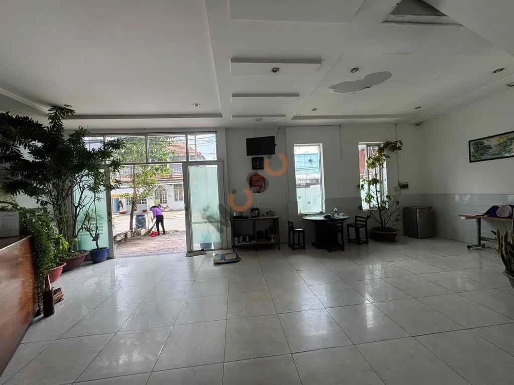 Bán nhà mặt tiền Thành phố Thuận An, TP.HCM – 24 phòng ngủ, giá 12.9 tỷ — Hình 3 Bán nhà mặt tiền Thành phố Thuận An, TP.HCM – 24 phòng ngủ, giá 12.9 tỷ — Hình 3